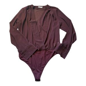 Good American Long Sleeve Wrap Front Bodysuit Burgundy Red Size Large  Chiffon